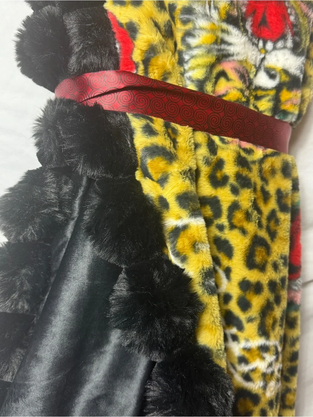 Ed Hardy Snow Leopard Print Faux Fur Throw Blanket Y2k aesthetic